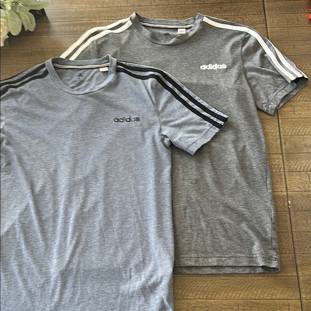 Adidas Men's Gray T-Shirt Set